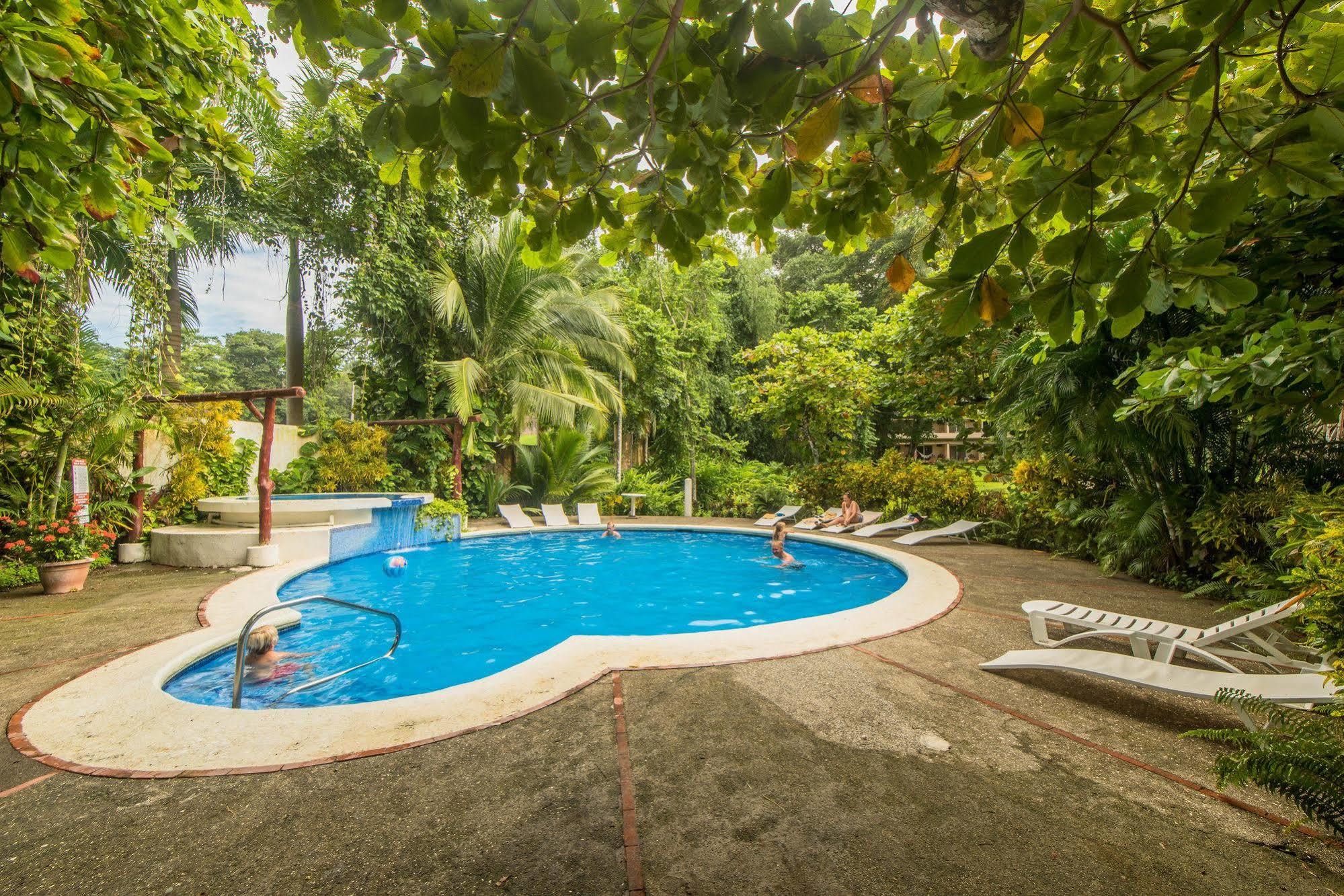 Karahe Beach Hotel Manuel Antonio Eksteriør billede