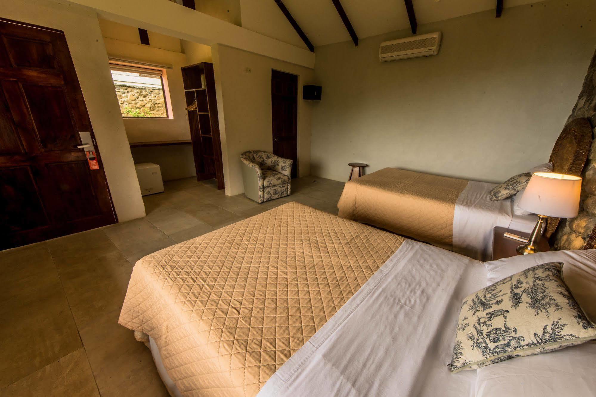 Karahe Beach Hotel Manuel Antonio Eksteriør billede