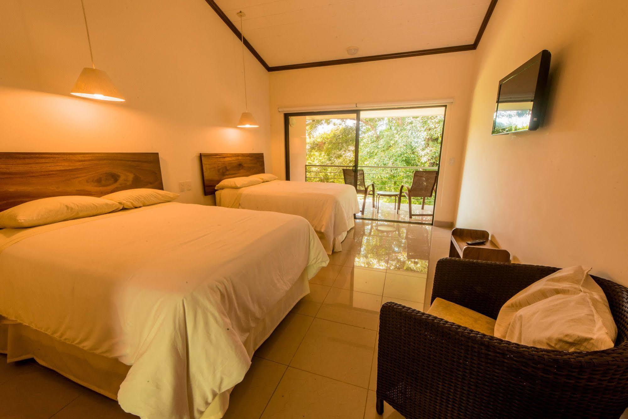 Karahe Beach Hotel Manuel Antonio Eksteriør billede