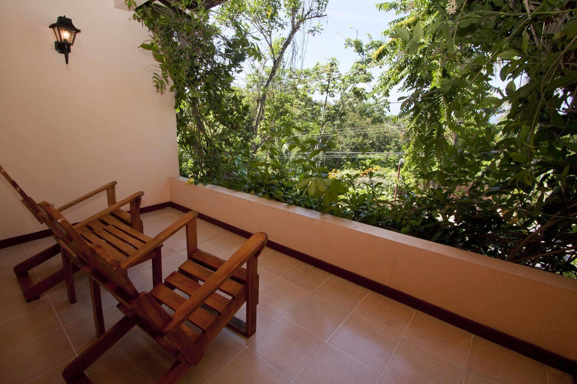 Karahe Beach Hotel Manuel Antonio Eksteriør billede